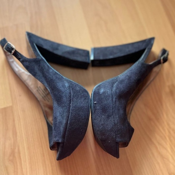 Black SECRET SOCIETY pumps - Picture 3 of 3